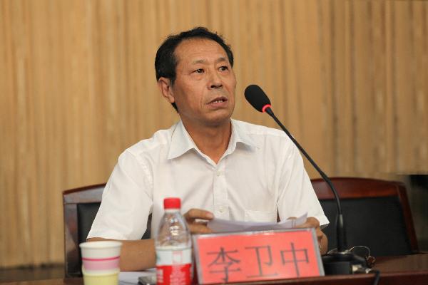 w88win官网召开2013—2014学年度第一学期全体干部会议