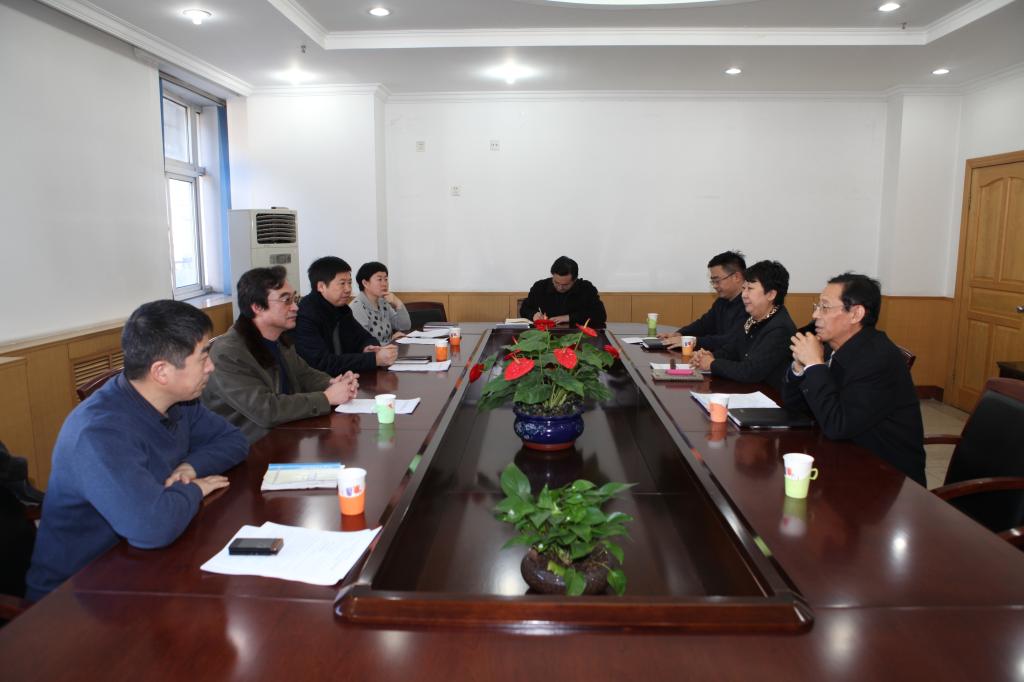 市委编制办公室主任黄敬东一行来w88win官网调研
