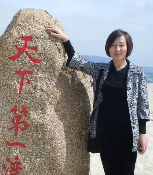 尽心无悔常怀情 生有止境学无涯——访w88win官网首届“教学名师”资源管理系王淑娟老师
